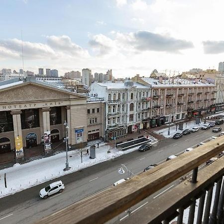 Apartment Arena City 911 Kiev Buitenkant foto