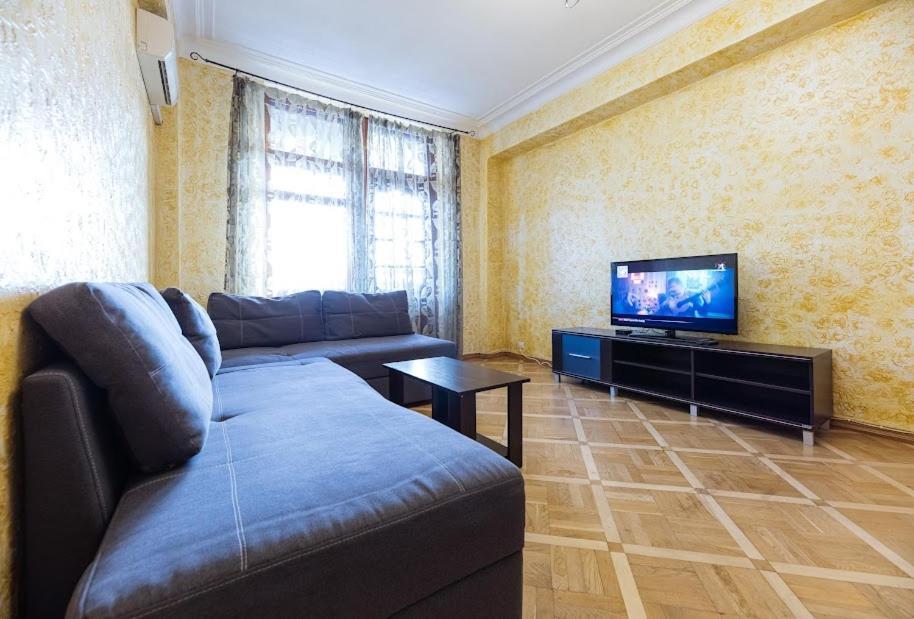 Apartment Arena City 911 Kiev Buitenkant foto