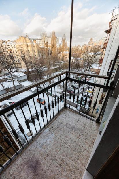 Apartment Arena City 911 Kiev Buitenkant foto