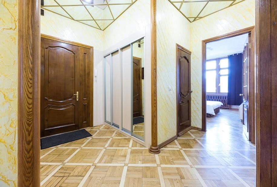 Apartment Arena City 911 Kiev Buitenkant foto
