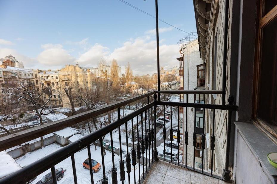 Apartment Arena City 911 Kiev Buitenkant foto