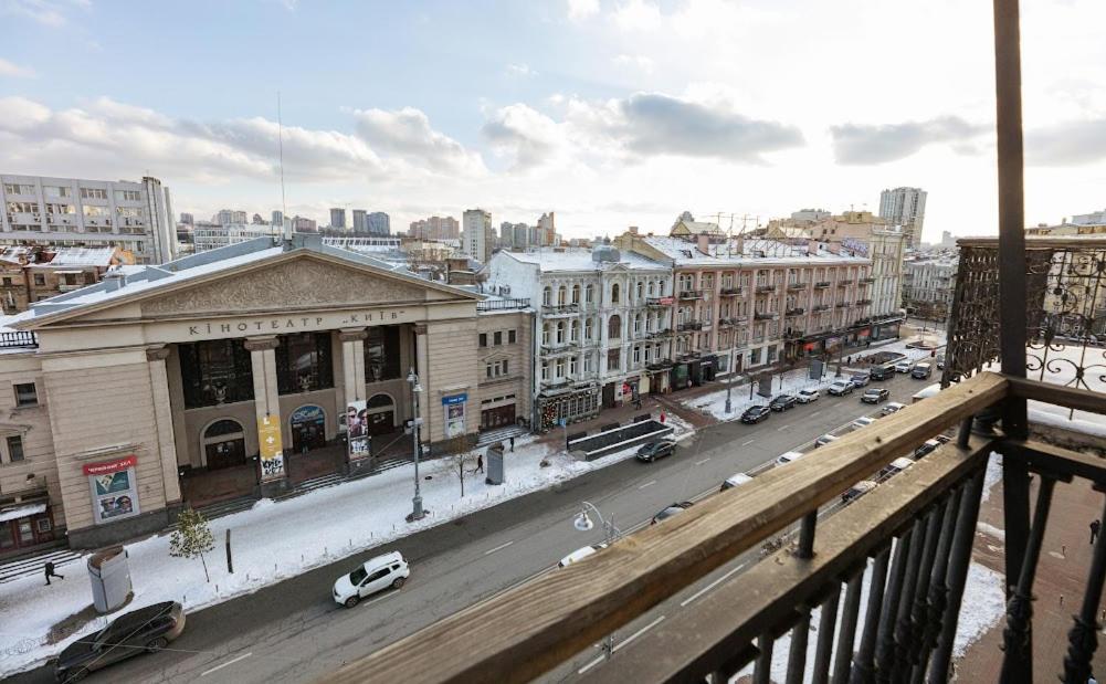 Apartment Arena City 911 Kiev Buitenkant foto