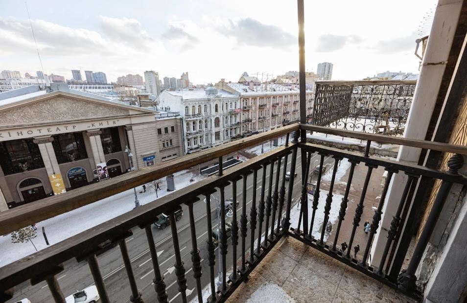 Apartment Arena City 911 Kiev Buitenkant foto