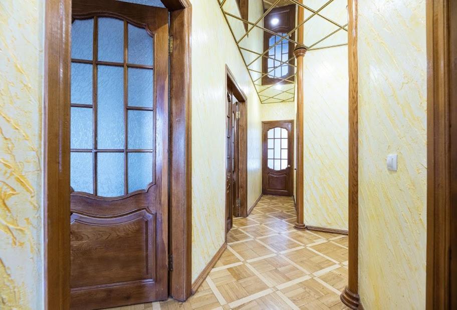 Apartment Arena City 911 Kiev Buitenkant foto